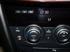 2013款 2.0L 标准型