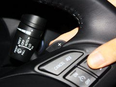 2013款 2.0L 标准型