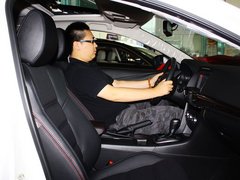 2013款 2.0L 标准型