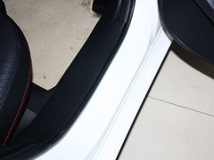 2013款 2.0L 标准型