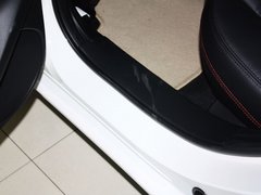 2013款 2.0L 标准型