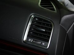 2013款 2.0L 标准型