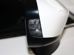 2013款 2.0L 标准型