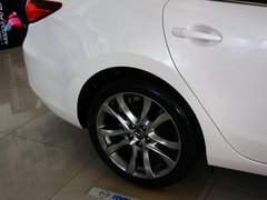2013款 2.0L 标准型