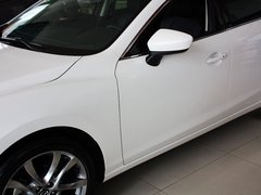 2013款 2.0L 标准型