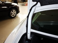 2013款 2.0L 标准型
