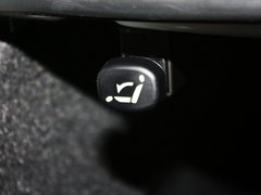 2013款 2.0L 标准型