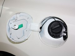 2013款 2.0L 标准型