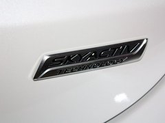 2013款 2.0L 标准型
