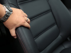2013款 2.0L 标准型