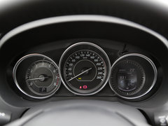 2013款 2.0L 标准型