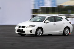 2012款 200h 1.8L CVT 豪华版