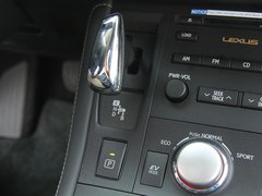 2012款 200h 1.8L CVT 豪华版