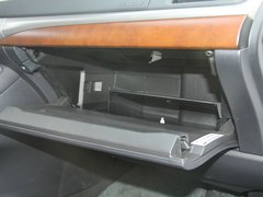 2012款 200h 1.8L CVT 豪华版