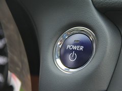 2012款 200h 1.8L CVT 豪华版