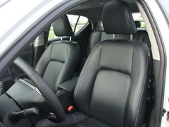 2012款 200h 1.8L CVT 豪华版
