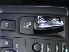2012款 200h 1.8L CVT 豪华版