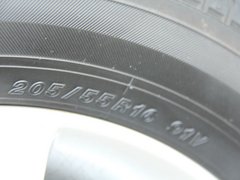 2012款 200h 1.8L CVT 豪华版