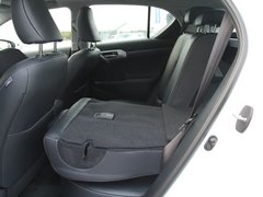 2012款 200h 1.8L CVT 豪华版