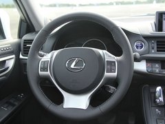 2012款 200h 1.8L CVT 豪华版