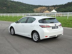 2012款 200h 1.8L CVT 豪华版