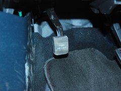 2012款 200h 1.8L CVT 豪华版