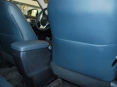 2012款 200h 1.8L CVT 豪华版