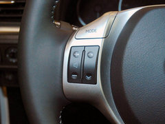 2012款 200h 1.8L CVT 豪华版