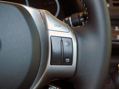 2012款 200h 1.8L CVT 豪华版