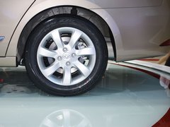 2012款 2.0 CVT 豪华型