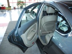 2012款 2.0 CVT 豪华型