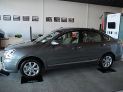2012款 2.0 CVT 豪华型