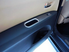 2011款 3.6L 自动 基本型 7座