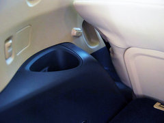 2011款 3.6L 自动 基本型 7座