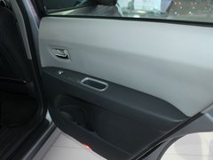 2011款 3.6L 自动 基本型 7座
