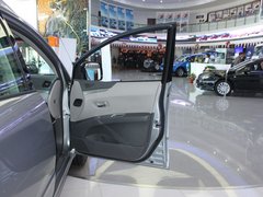 2011款 3.6L 自动 基本型 7座