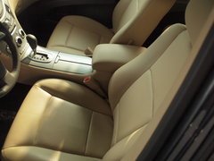 2011款 3.6L 自动 基本型 7座