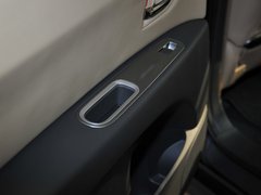 2011款 3.6L 自动 基本型 7座