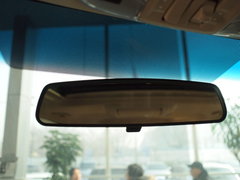 2011款 3.6L 自动 基本型 7座