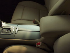 2011款 3.6L 自动 基本型 7座