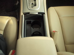 2011款 3.6L 自动 基本型 7座