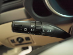 2011款 3.6L 自动 基本型 7座
