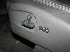 2011款 3.6L 自动 基本型 7座