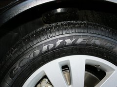 2011款 3.6L 自动 基本型 7座