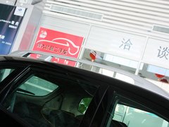 2011款 3.6L 自动 基本型 7座