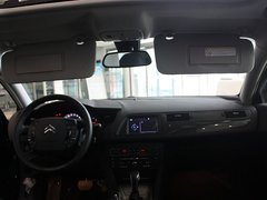 2011款 2.3L 自动 东方之旅尊贵型