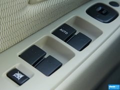 2012款 1.6 手动 经典款标准型