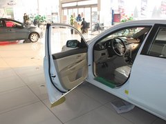 2012款 1.6 自动 经典款标准型