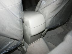 2012款 1.6 自动 经典款标准型