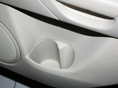 2012款 1.6 自动 经典款标准型